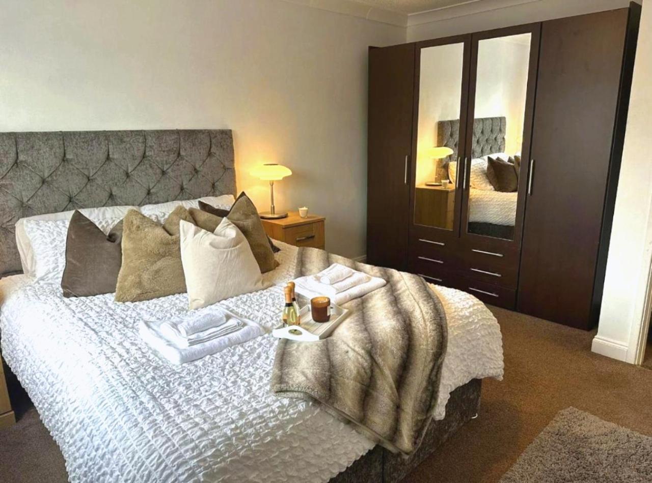 The Chorlton Retreat - Double Bedroom, Free Parking Manchester Exterior photo